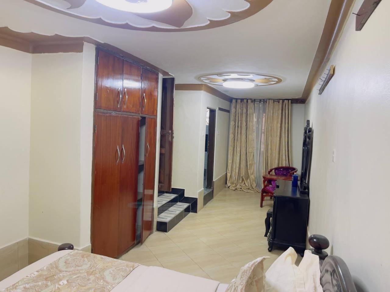 Albert Suites & Apartments Entebbe Exterior photo