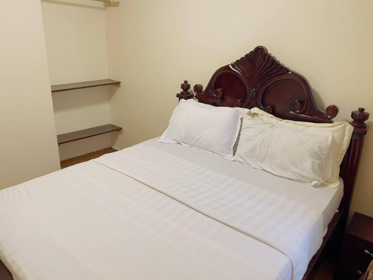 Albert Suites & Apartments Entebbe Exterior photo