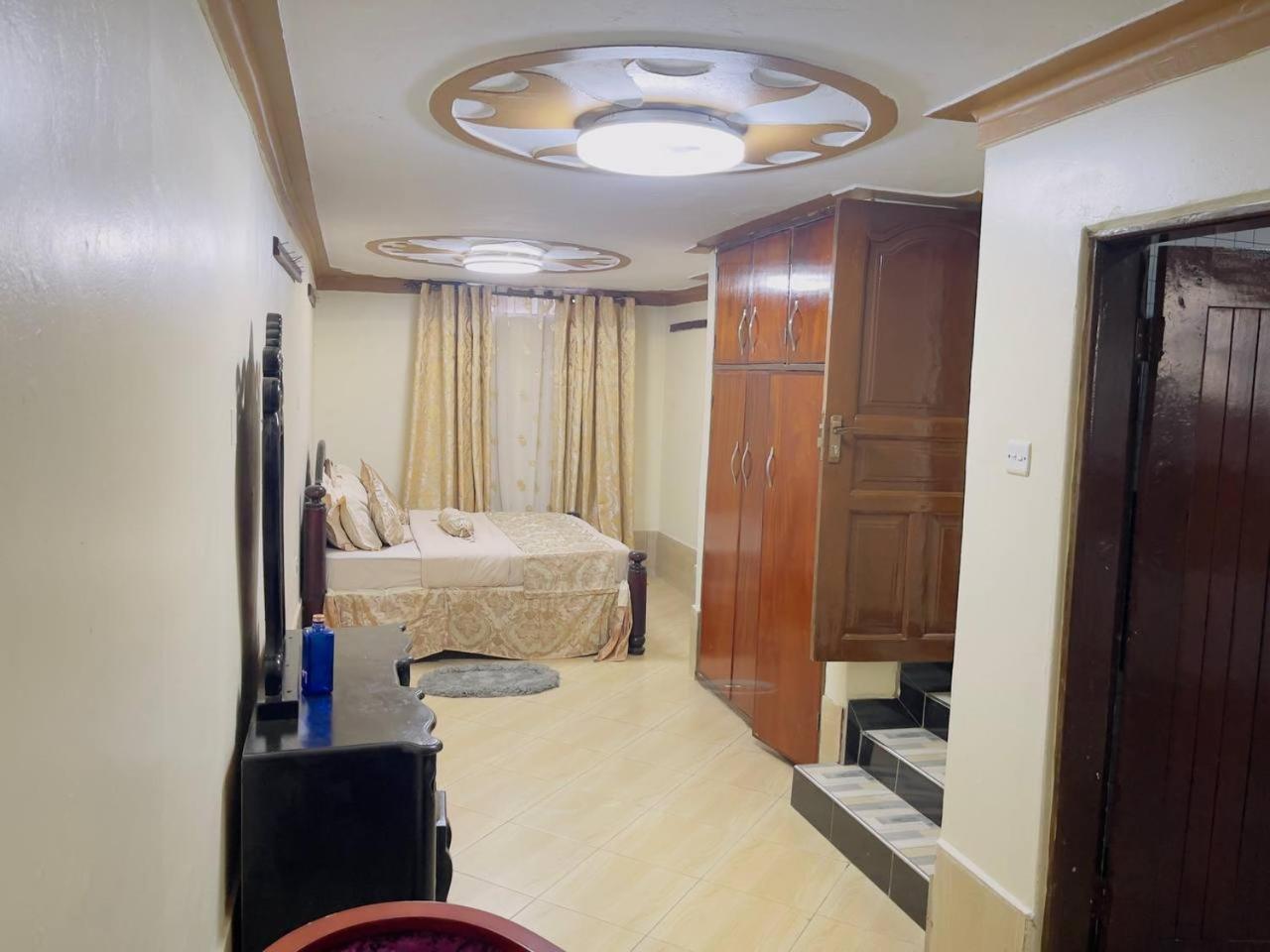 Albert Suites & Apartments Entebbe Exterior photo